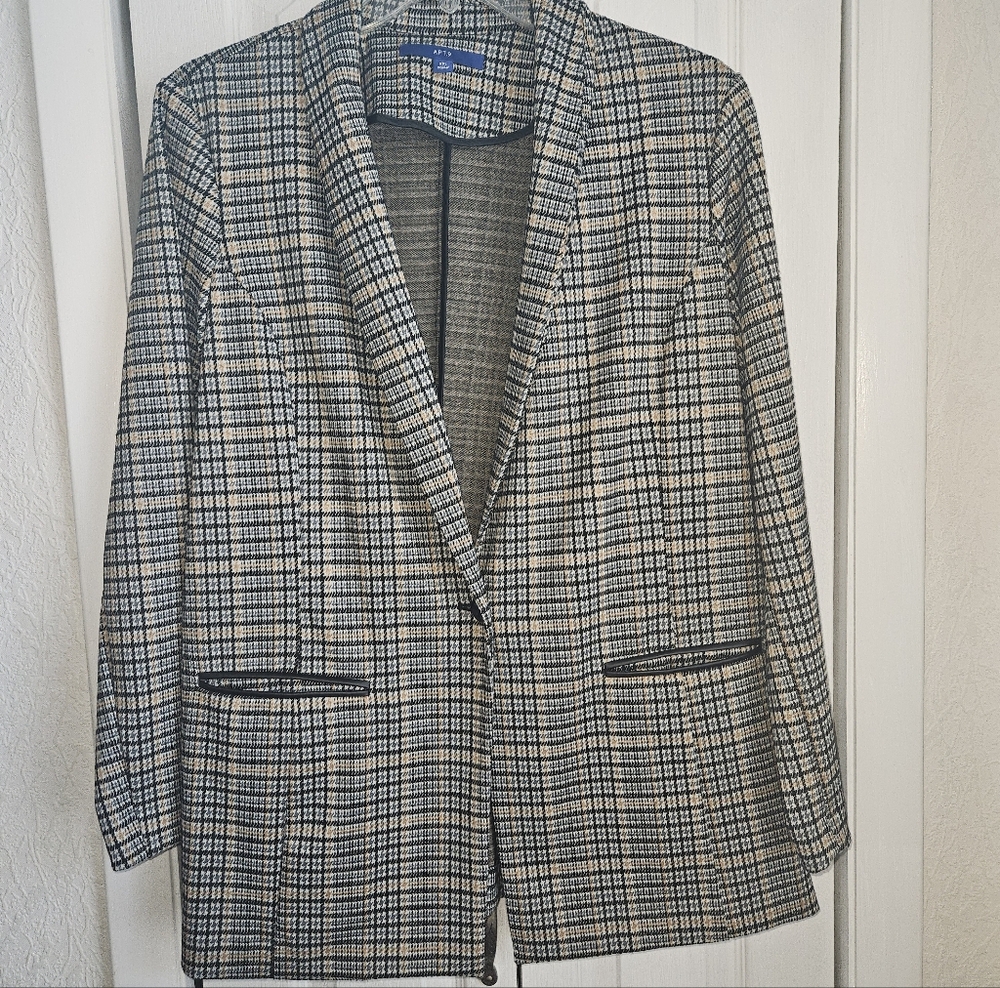 Apt. 9 Women's Plaid Blazer in Gray Tan and Black Size 2X